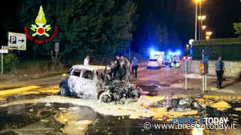 Terribile schianto, moto e auto avvolte dalle fiamme: ragazzo muore sul colpo - BresciaToday