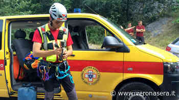 Escursionista s'infortuna per salire alla Rocca del Garda: recuperato dal Soccorso alpino - VeronaSera