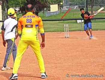 Weyburn cricket team holds clinic to each basics of cricket - SaskToday.ca