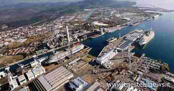 Monfalcone, nave perde gasolio in mare durante bunkeraggio - Trieste News