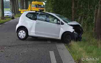 Auto tegen boom in Onstwedde: 24-jarige bestuurder ernstig gewond - Dagblad van het Noorden