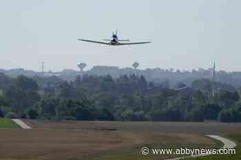 Teen pilot sets age record for solo flight around world