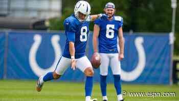 Colts P Sanchez tears Achilles doing wind sprints