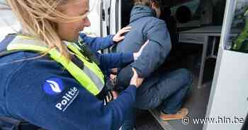 Dealer (21) op elektrische step gearresteerd | Antwerpen | hln.be - Het Laatste Nieuws