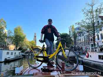Journalist neemt het eerste fietstourbedrijf van Amsterdam over: 'De fietsen zullen geel blijven' - Parool.nl
