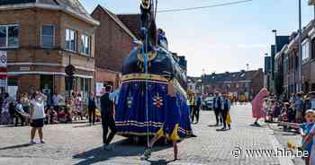 Orde der Stalhouders herneemt traditie om gemeente blauw-geel te kleuren: “Niet twijfelen, meedoen!” - Het Laatste Nieuws