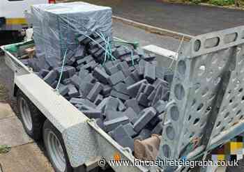 Driver stopped twice in an hour for having unsecure load