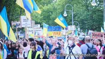 Tausende protestieren gegen Russlands Ukraine-Krieg