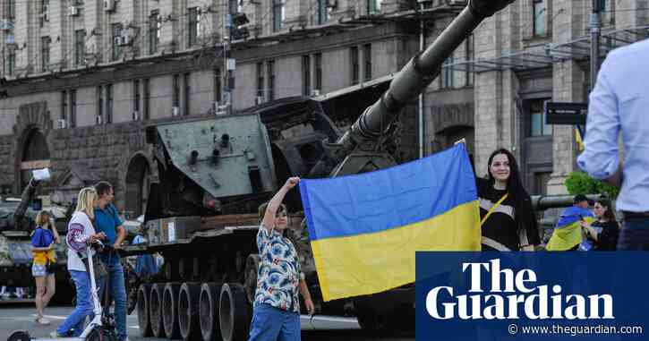Ukraine independence day overshadowed by fear of Russian attacks