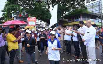 'Agnipath Daud' marathon to Udupi begins from Karkala - The Hindu