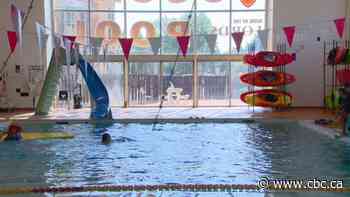 Edmonton city councillors vote to pull the plug on 65-year-old Scona Pool over safety issues