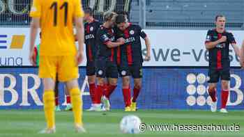 SV Wehen Wiesbaden feiert gegen Bayreuth ersten Saisonsieg - hessenschau.de