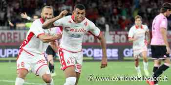 Show al San Nicola: Bari-Palermo 1-1, Cheddira risponde a Valente - Corriere dello Sport