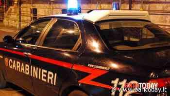 Scoppia la rissa in piazza Diaz a Bari: carabiniere colpito con calci e pugni - BariToday