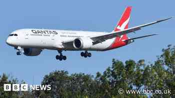 Covid: Qantas says pandemic 'existential crisis' is over