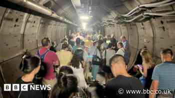 Eurotunnel Le Shuttle: Passengers stuck for hours inside Channel Tunnel