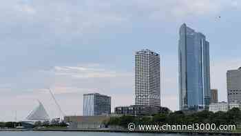 Rhode Island man dies in fall from Milwaukee drawbridge - Channel3000.com - WISC-TV3