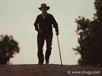 Steps to Long Life: Short Walk Each Day Helps Folks Over 85