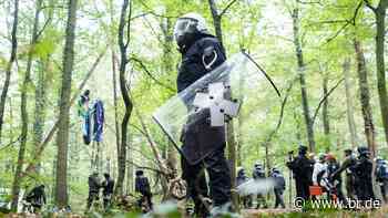 BR24 Drangeblieben: Wo steht der Widerstand im Hambacher Forst? | BR24 - br.de