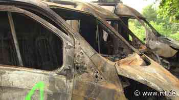 Polizei vermutet Brandstiftung: Unbekannte stecken vier Fahrzeuge der Tafel Celle in Brand - RTL Online