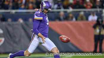 Vikings cut Jordan Berry, sign Tye Smith