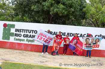 FOTOS: IFRN de Apodi "vira" comitê político do PT - Blog do BG