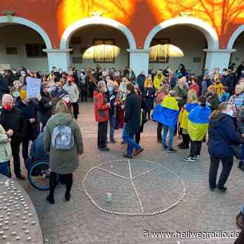 Mahnwache in Soest - Hellweg Radio