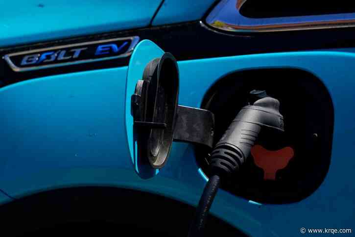 Which electric vehicles qualify for the $7,500 tax credit?
