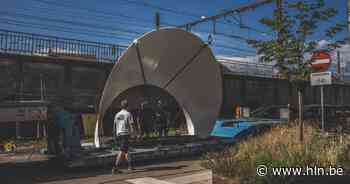 Grootse ingang voor kleinste tunnel van Gent: metalen luifel voor 'Kaboutertunnel' is aangekomen - Het Laatste Nieuws