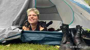 9-Euro-Punks Westerland 2022: Rührei und Radau: Punks starten Protestcamp vor dem Sylter Rathaus - shz.de