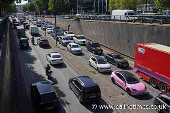 Drivers warned to avoid bank holiday getaway trips on Friday afternoon - Ealing Times