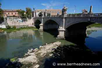 Italy's drought exposes ancient imperial bridge over Tiber River - Barrhead News