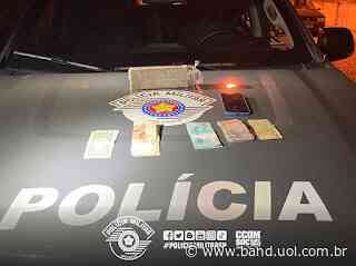 Homem é preso por tráfico de drogas em Lorena - Band Jornalismo