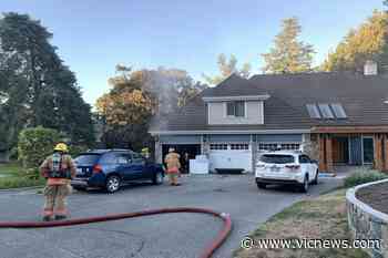 Early-morning garage fire quickly extinguished at Saanich home - Victoria News