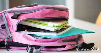 Lesgeld hoef je niet te betalen, maar dat betekent niet dat je geen kosten maakt: wat kost een schooljaar? - BD.nl