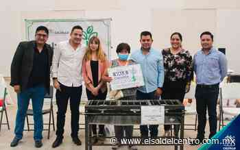 Entregan apoyos del programa 'Calvillo Impulsa' - El Sol del Centro