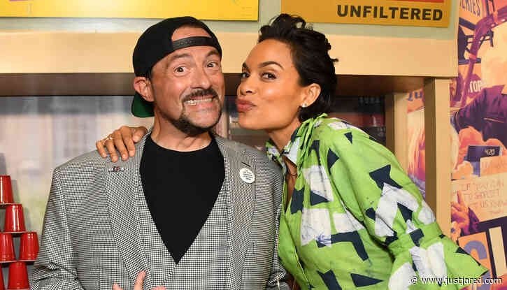 Kevin Smith Celebrates the Premiere of 'Clerks III' with Rosario Dawson & More!