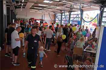 Neues Gerätehaus der freiwilligen Feuerwehr Ascheberg lockt am Tag der offenen Tür Besucher an - Ruhr Nachrichten