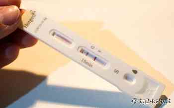 Covid Campania, 1.947 casi: tasso di positività al 17,85 per cento - Sky Tg24