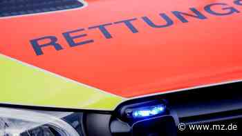 Unfall in Zeitz: Schwer verletzt: Motorradfahrer prallt gegen Hauswand - Mitteldeutsche Zeitung