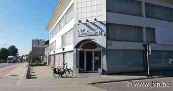 Voormalige meubelwinkel Verhaegen wordt nieuwe locatie voor vaccinatiecentrum - Het Laatste Nieuws