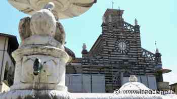Prato, finito il restauro della facciata del duomo - LA NAZIONE