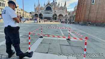 Venezia, ancora segnalazioni di masegni dissestati in piazza San Marco - La Nuova Venezia