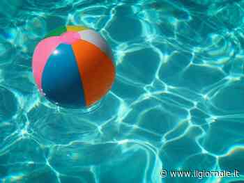 Bimbo di 3 anni annega in piscina