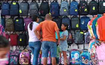 Regreso a clases. Padres hacen últimas compras en Centro de Monterrey - Telediario CDMX