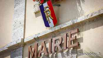 En crise sécheresse, un adjoint à la mairie d'Epinal démissionne après avoir lavé sa devanture de magasin - France Bleu