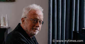 Decades Later, a Composer Revisits the Piano Concerto