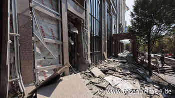 Ukraine-Krieg: Belarus rüstet wohl Kampfjets für Atomwaffen um – Erneut Offensive im Donbass