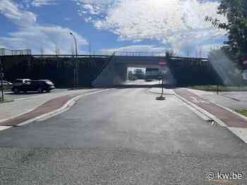 Fietspad stationsplein Beernem loopt door naar kruispunt met Hubert d'Ydewallestraat - KW.be - KW.be