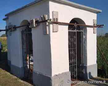 Caravaggio, le nutrie scavano le fondamenta. L’edicola della peste rischia il cedimento - Corriere Bergamo - Corriere della Sera